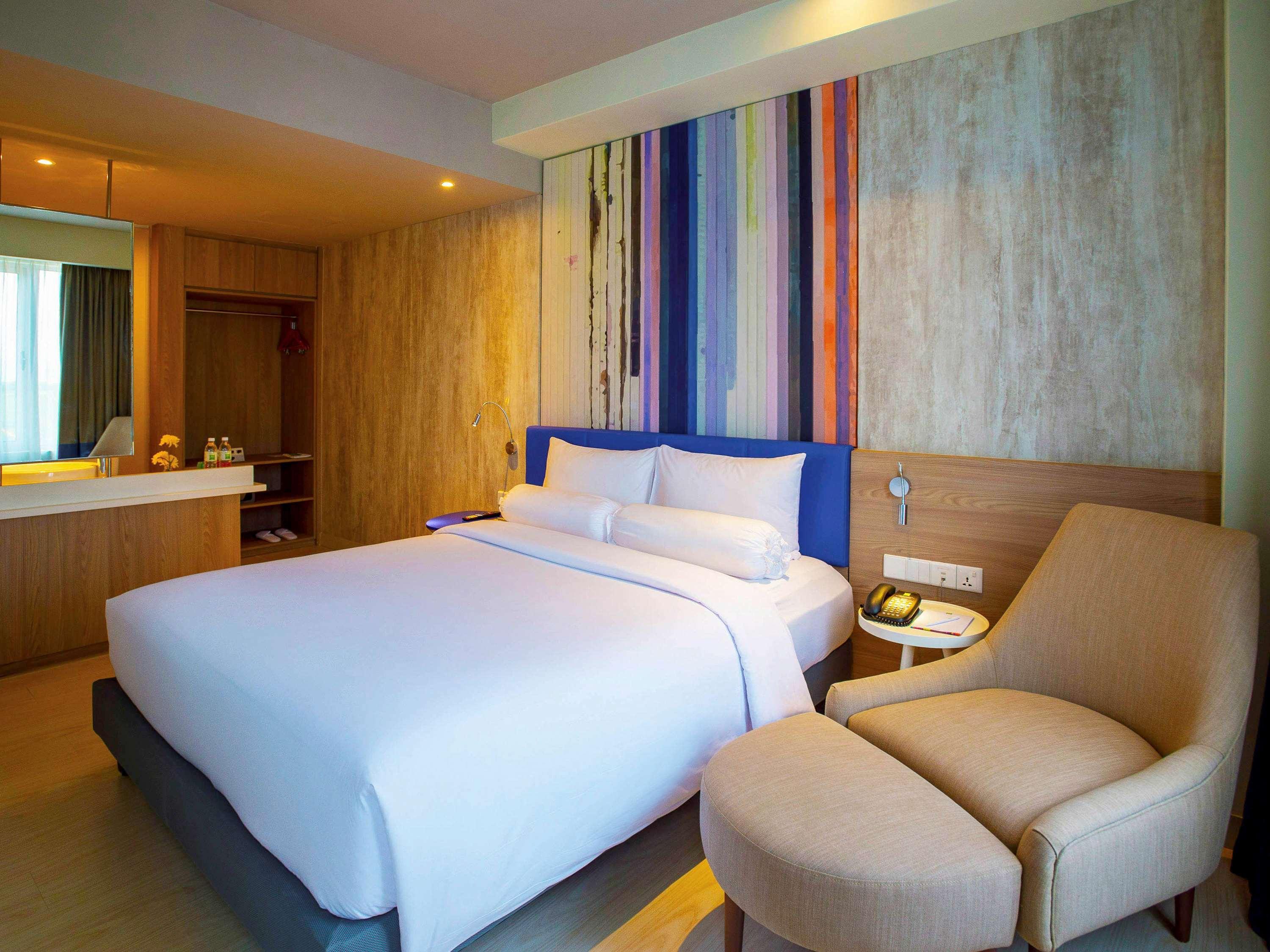 Ibis Styles Kuala Lumpur Sri Damansara Petaling Jaya Exterior foto
