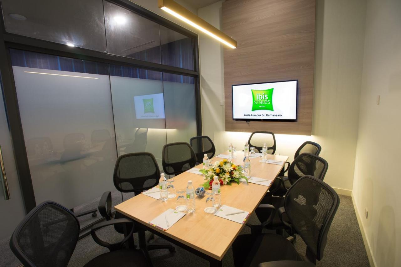 Ibis Styles Kuala Lumpur Sri Damansara Petaling Jaya Exterior foto