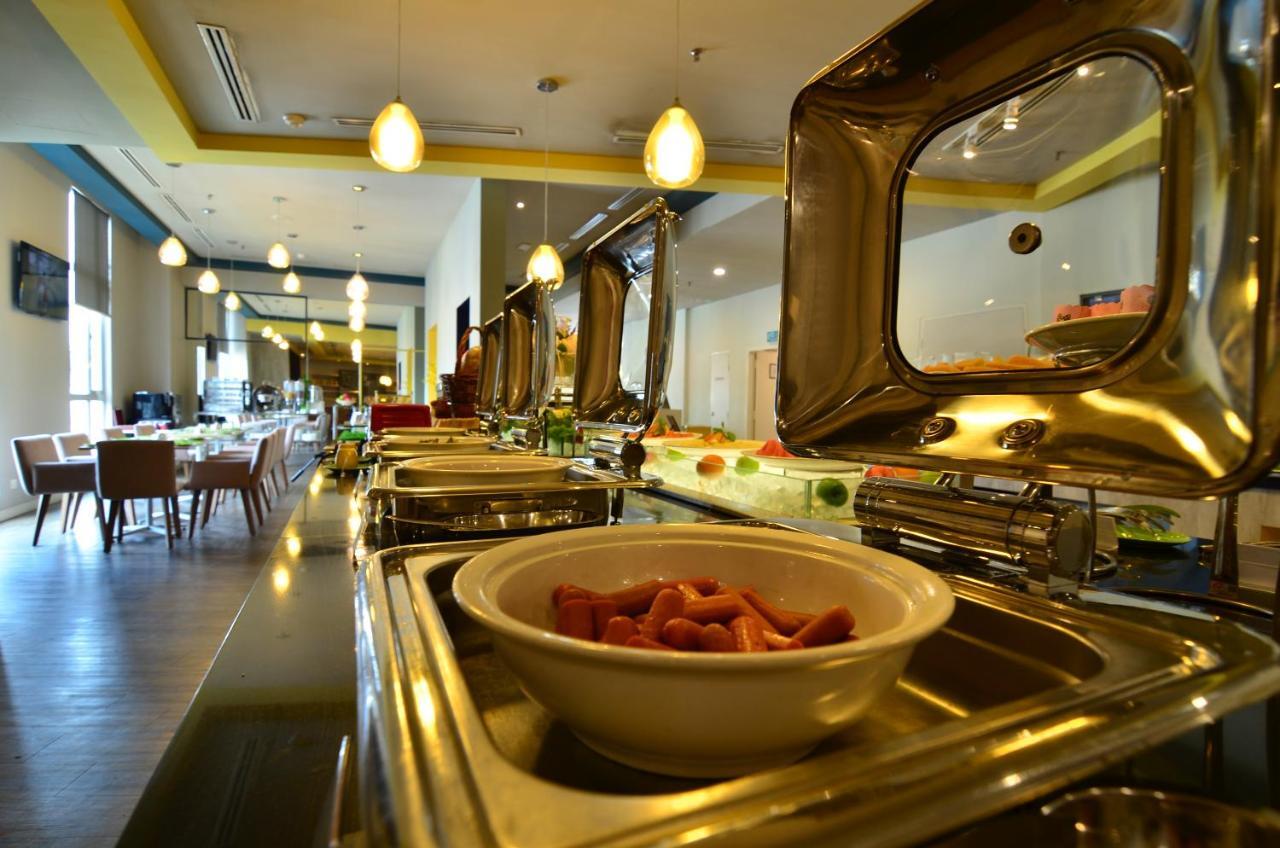 Ibis Styles Kuala Lumpur Sri Damansara Petaling Jaya Exterior foto
